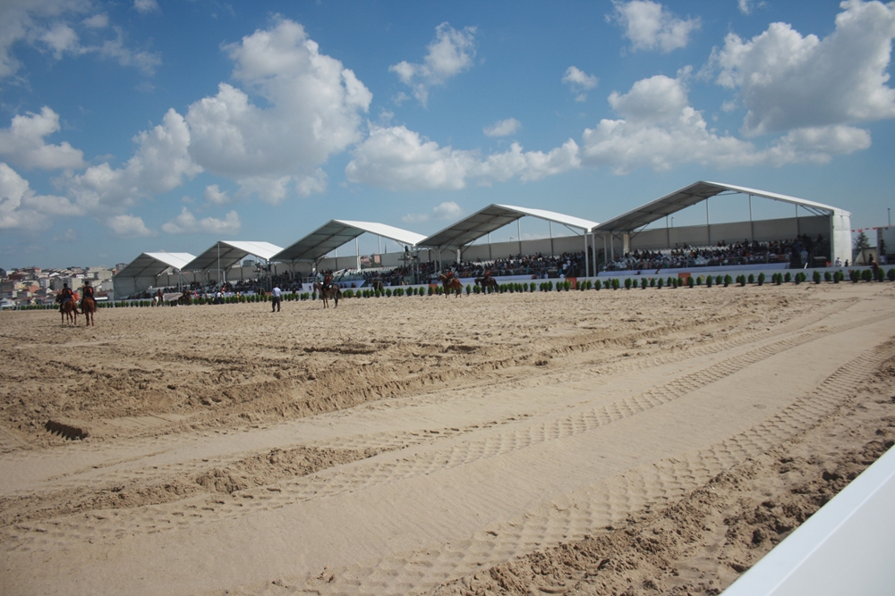 HTS SERİSİ TRİBÜN ÇADIRLARI